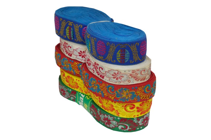 Berkas hiasan kain ini dengan berbagai motif adalah antara produk paling laris Sin Hin Chuan Kee pada tahun 1980-an.